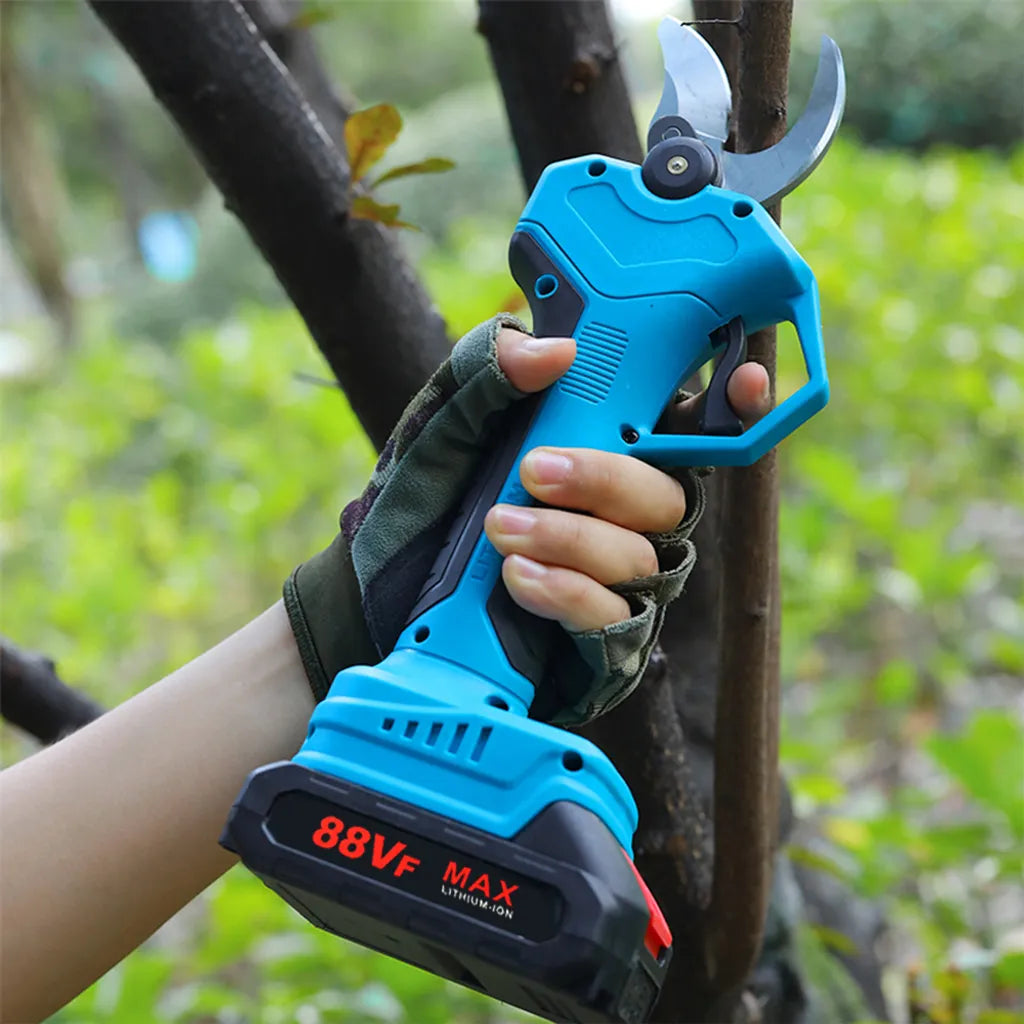 Lithium single hand saw